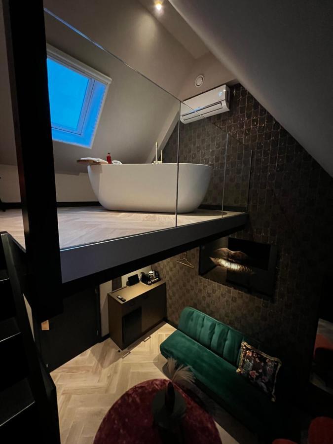 Harbour Suites Boutique Hotel โมนนิคเคินดาม ภายนอก รูปภาพ
